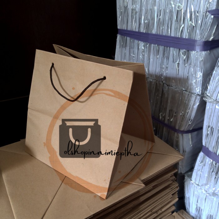 

NEW paper bag / tas kertas polos untuk kotak uk 18x18 tebal