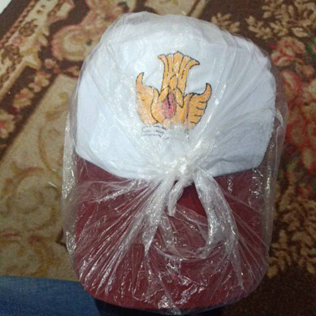 Topi sekolah SD Bordir - BALIKPAPAN SAMARINDA BERAU BANJARMASIN KUTAI KUKAR TARAKAN MAKASSAR COD