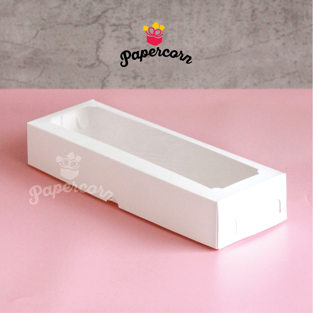 

BOX BROWNIES ivory 30x10x5 cm (ISI 10 PCS BOX)