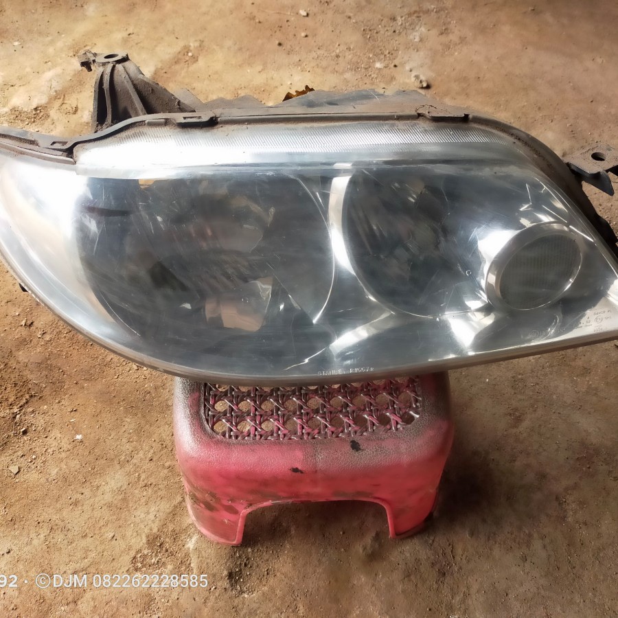 headlamp Mazda 323 2002 R