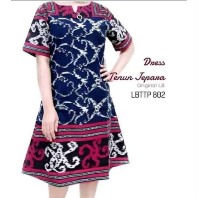 Dres tenun motif kalimantan cumi