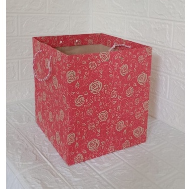 

Paperbag Motif Box Bento uk 25 x 22 x 26 | Paperbag Parcel Hari Raya | Tas Custom Hari Raya | Tas Custrom Lebaran | Paperbag Souvenir | Paperbag Murah | Paperbag Full Colour