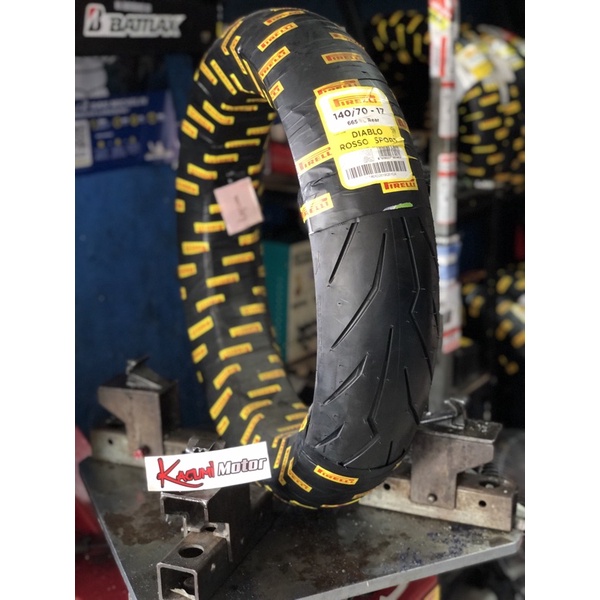 Ban pirelli diablo rosso sport 140/70-17
