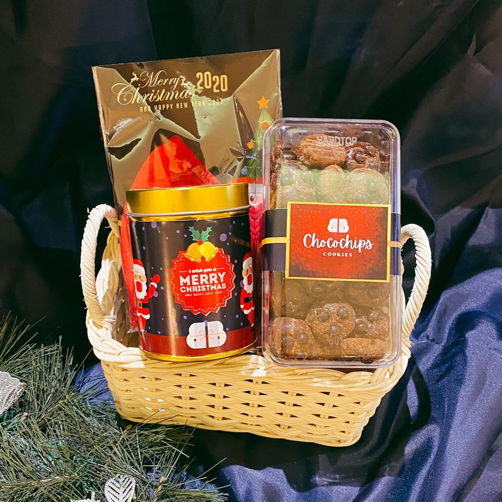 HOLY PACKAGE CHRISTMAS HAMPERS 2020