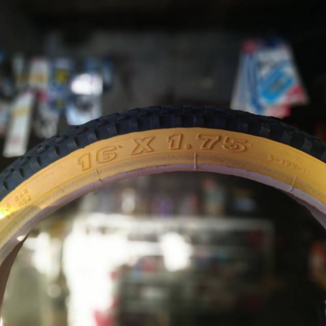 Ban Luar Sepeda Swallow 16X1.75