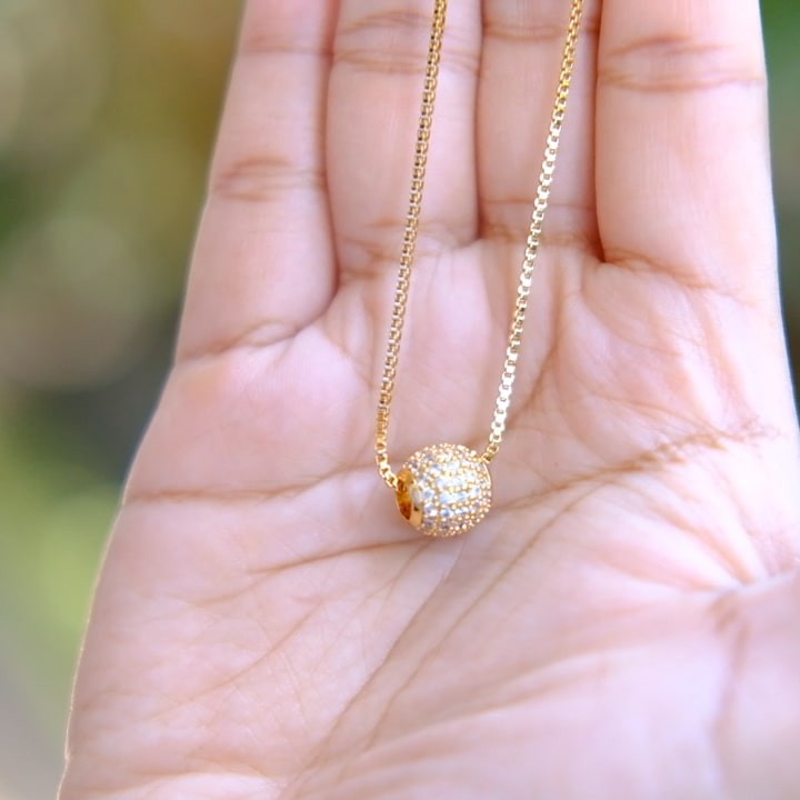 Dapat 2 Kalung Kalung Liontin Bola Premium Titanium Dilapisi Emas ASLI