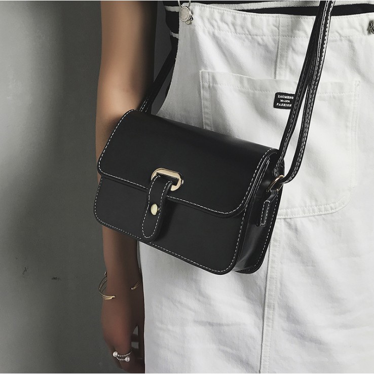 Tas Selempang / Slig Bag Wanita Import WB255