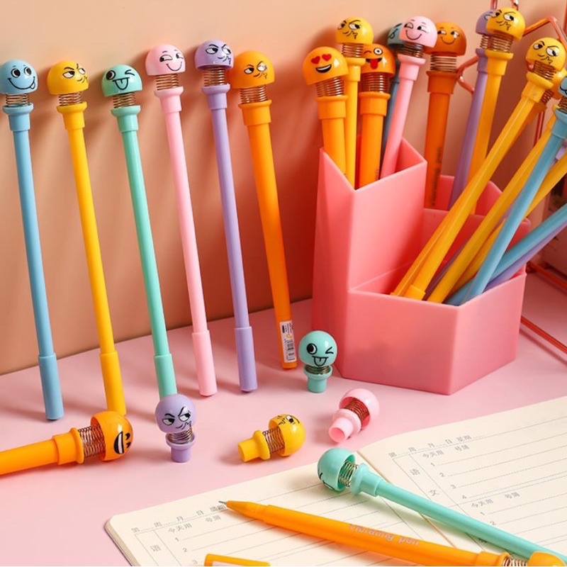 

Pulpen Emoji Imut Lucu