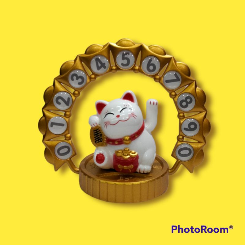 Lucky Cat Model Pelangi