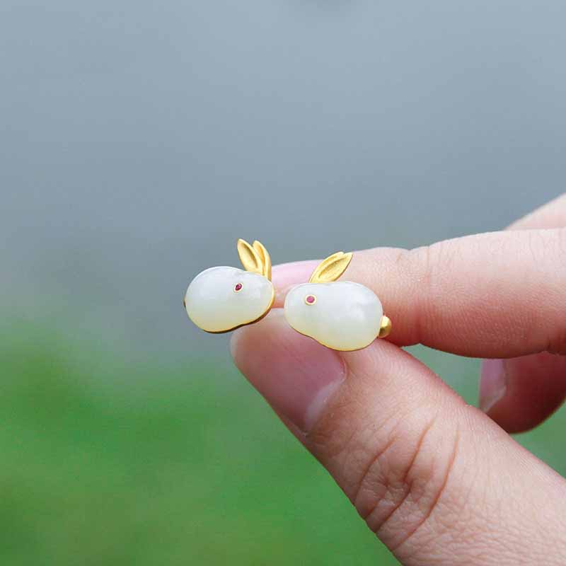 Anting Tusuk Gantung Wanita Desain Kelinci Gaya Trendy / Elegan / Simple Untuk Tahun Baru