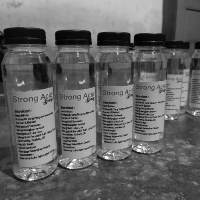 Hand sanitizer strong acid pH 2,5 kangen water