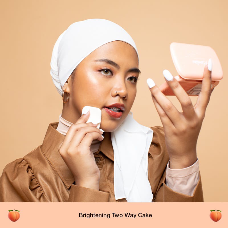 Reveline Brightening Two Way Cake | Bedak TWC