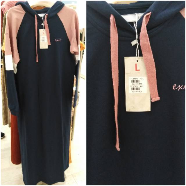 Gamis Sporty Branded EXIT