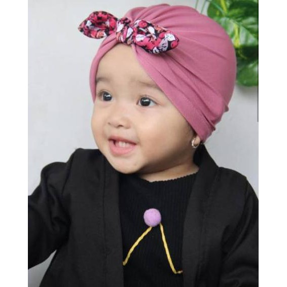 

One and Only Turban pita (Motif) Kelinci