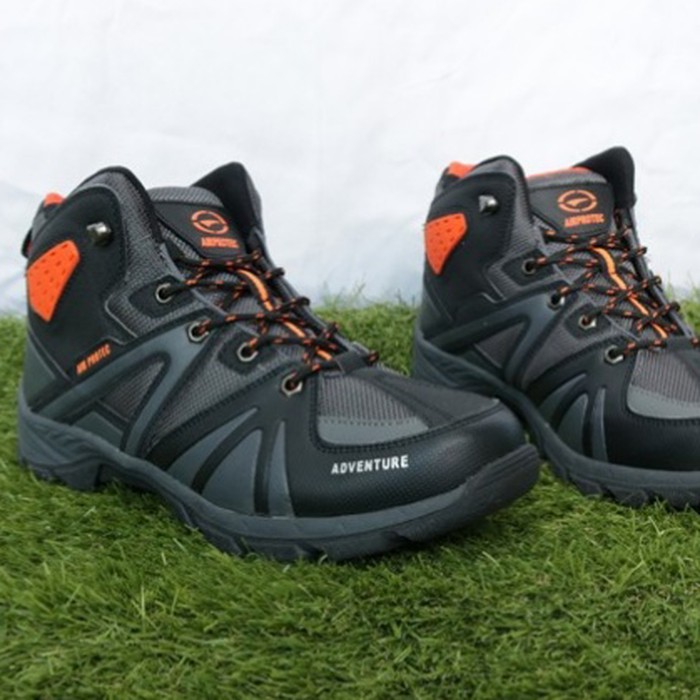 Sepatu Gunung Outdoor Air Protec Adventure