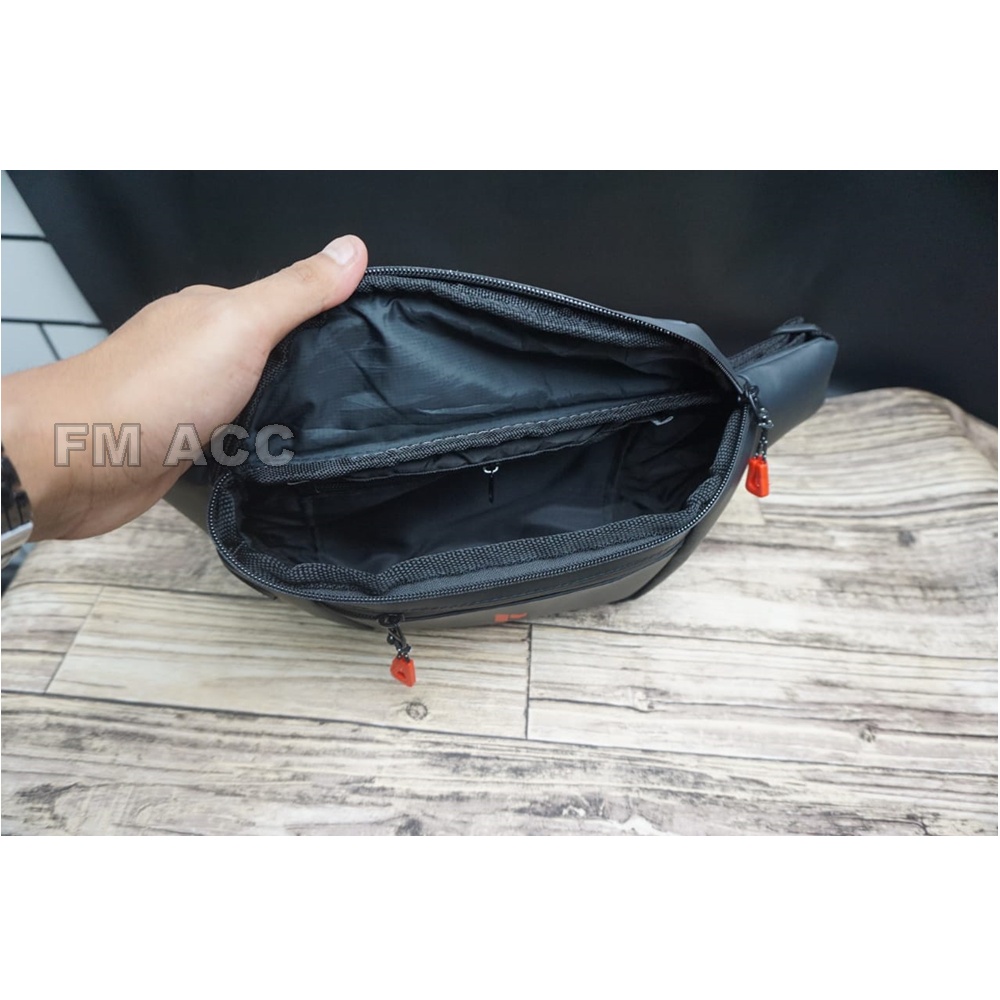 PAKET PREMIUM-Tas Selempang Slempang Pria Import Anti Air Waterprof + Jam Tangan Pria Stainles + Dompet Pria Kulit &amp; Terbaru 2022 Kekinian