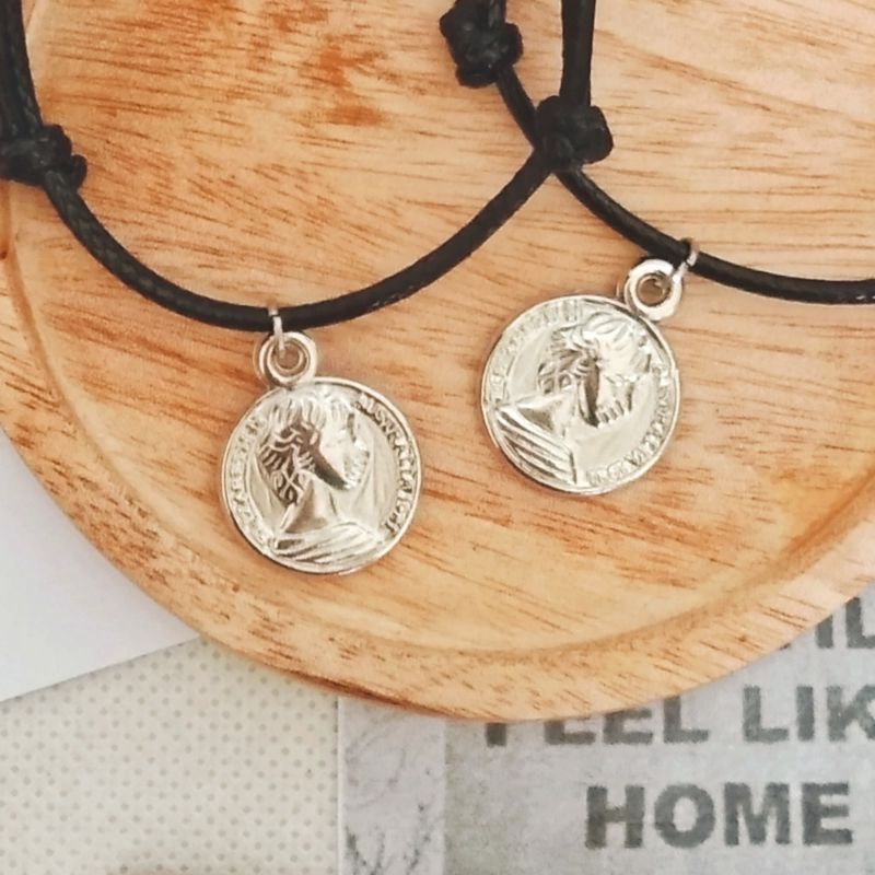 Gelang tali Couple Bracelet Liontin Coin