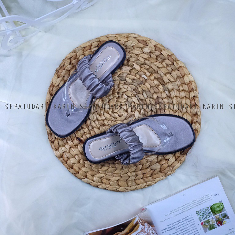 Sepatudari Karin Real Pic Sandal flat wanita Sandal Slop KR-SDF0045