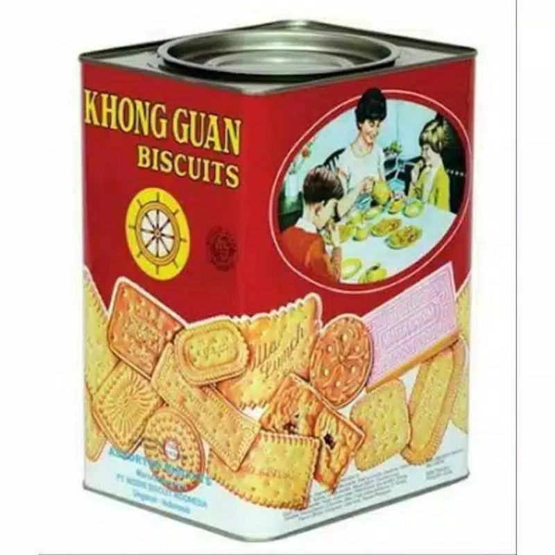 

Khong Guan Assorted Biskuit Kaleng Merah / Roti KhongGuan 1600gr 1600 gram / Biscuits Khong guan 1.6kg 1.6 kg