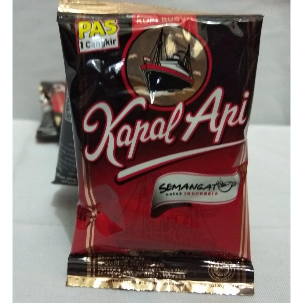 Aneka Snack Kopi  Hitam  Kapal  Api  Mini Renceng 10 Sachet 6 