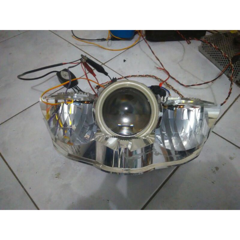 projie+reflektor nmax