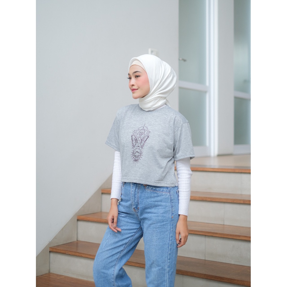 Baju Atasan Wanita Terbaru Kaos Crop Top COTTON METAMORF