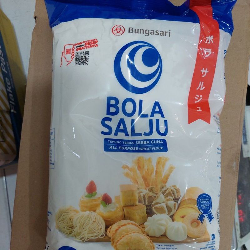 

terigu bola salju 1kg