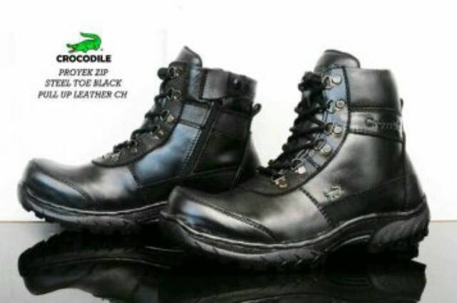 Sepatu boots sepaty pria bahan kulit asli model elegan