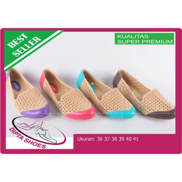 Sepatu Pantofel Karet Wanita ATT WM 011 - Hitam, 37