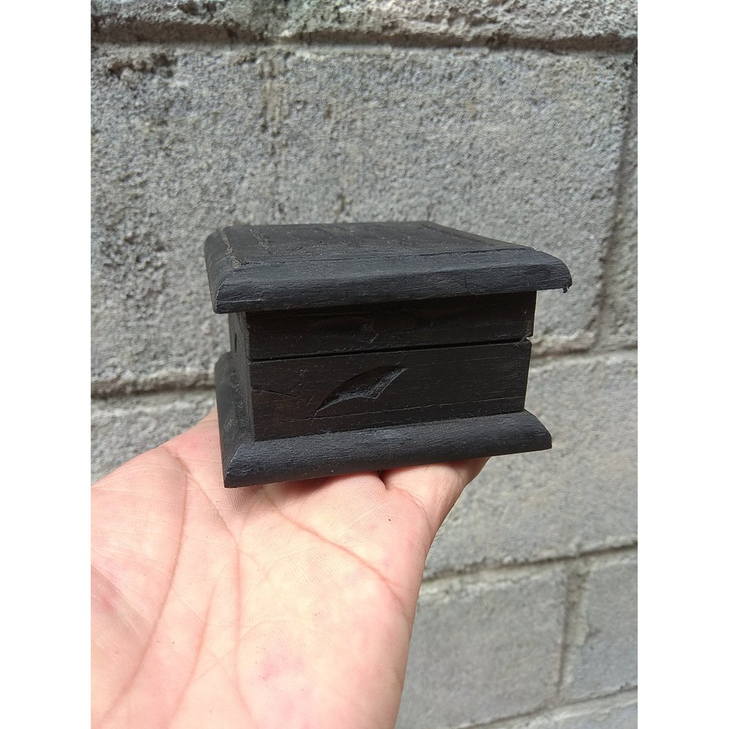 PRODUK ANTIK - KOTAK PUSAKA 8X8