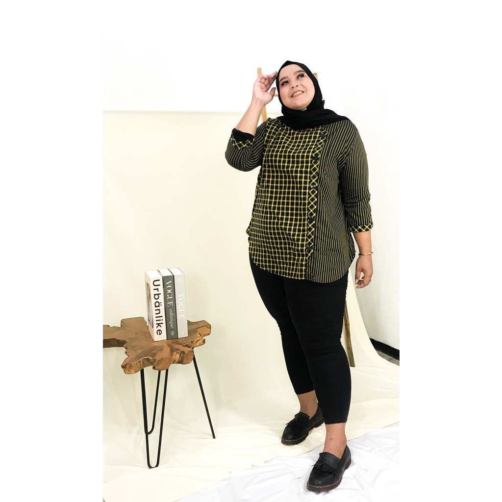 Ezpata Blouse Wanita Jumbo 5L LD 124cm  Bahan Katun Motif Garis Kotak Lengan Panjang Terbaru