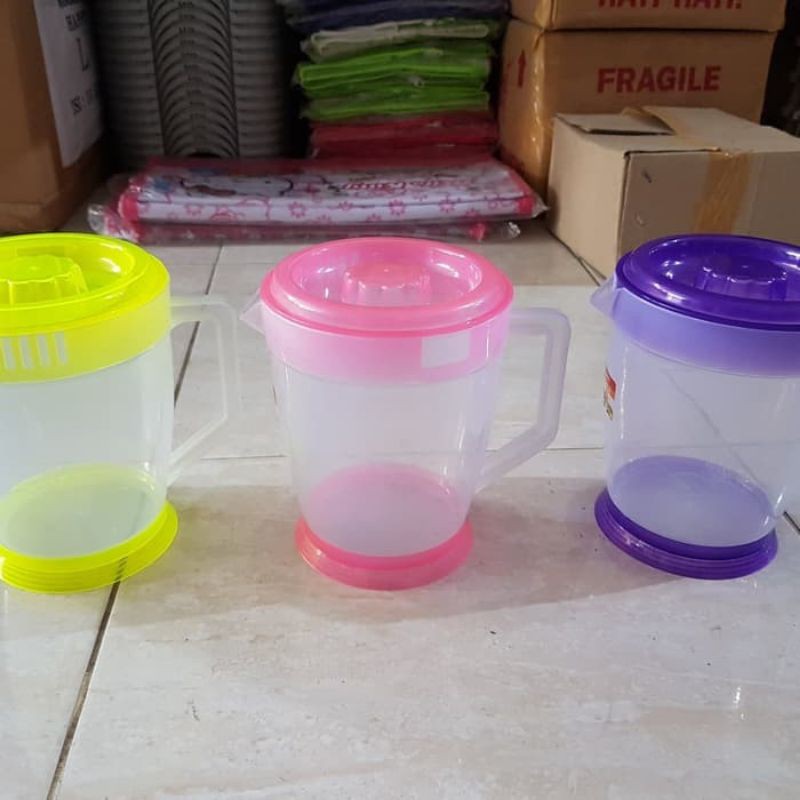 Eskan air 1,4 liter / teko plastik / tempat air minum /pitcher