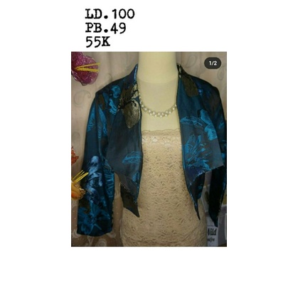 Blazer Crop Batik