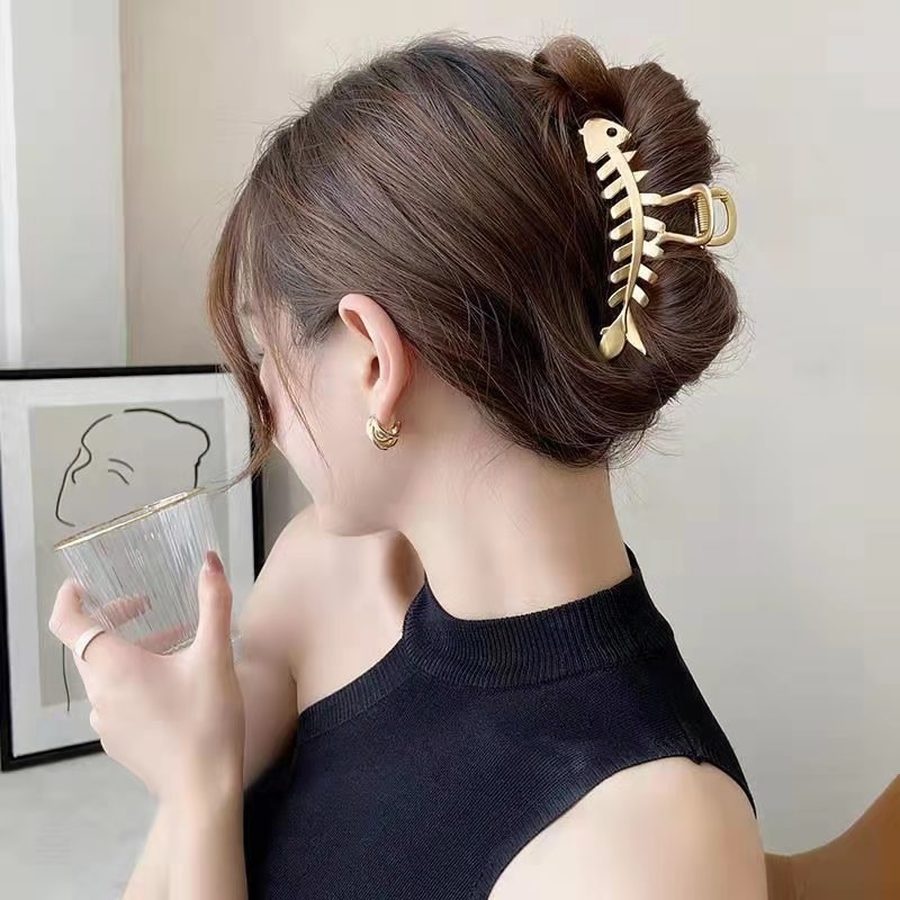 Jepit Rambut Ponytail Bentuk Tulang Ikan Bahan Alloy Gaya Korea Untuk Wanita