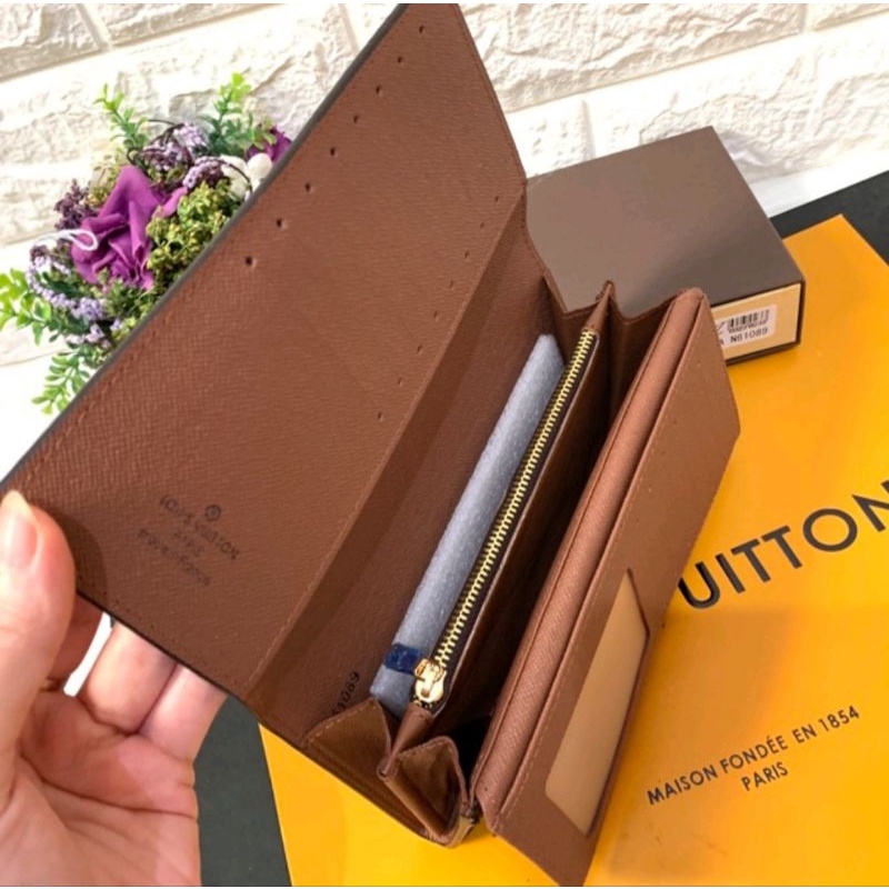 Dompet Lipat Panjang Wanita 61089 +  Freebox