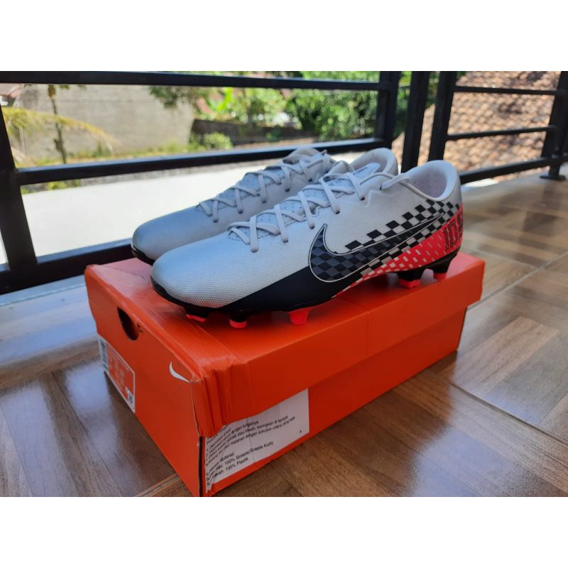 Nike Vapor 13 Academy NJR FG/MG