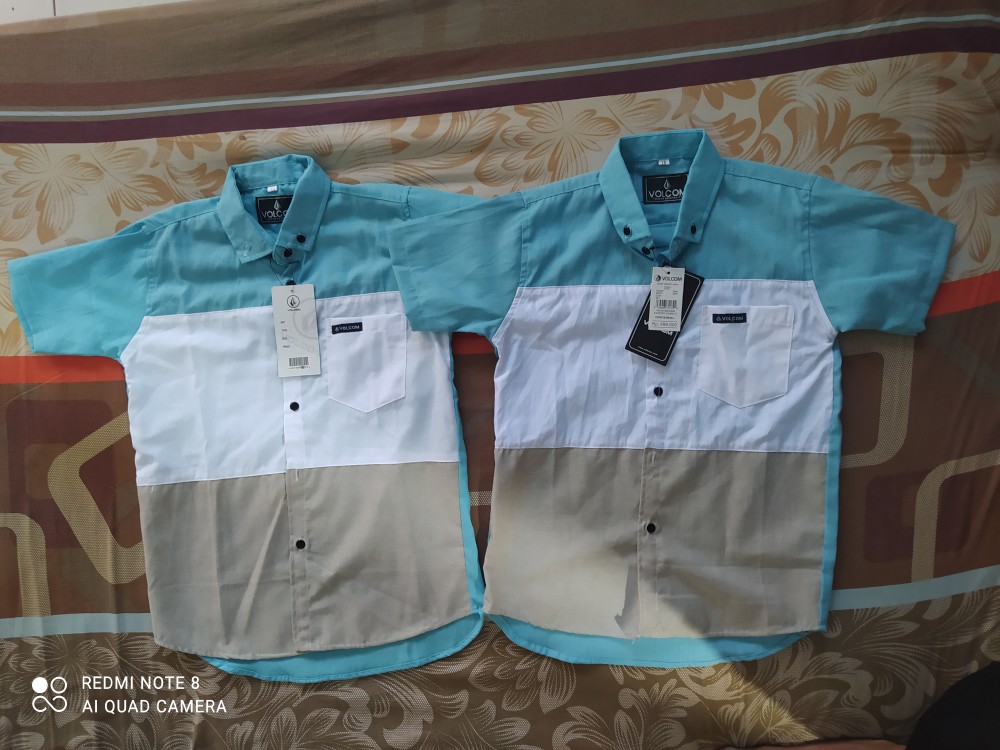 Kemeja Pria Lengan Pendek Motif