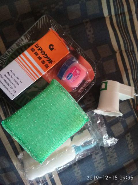 Sabut Spons / Sponge Cuci Piring Bentuk Bantal - Bahan Polyester + Busa