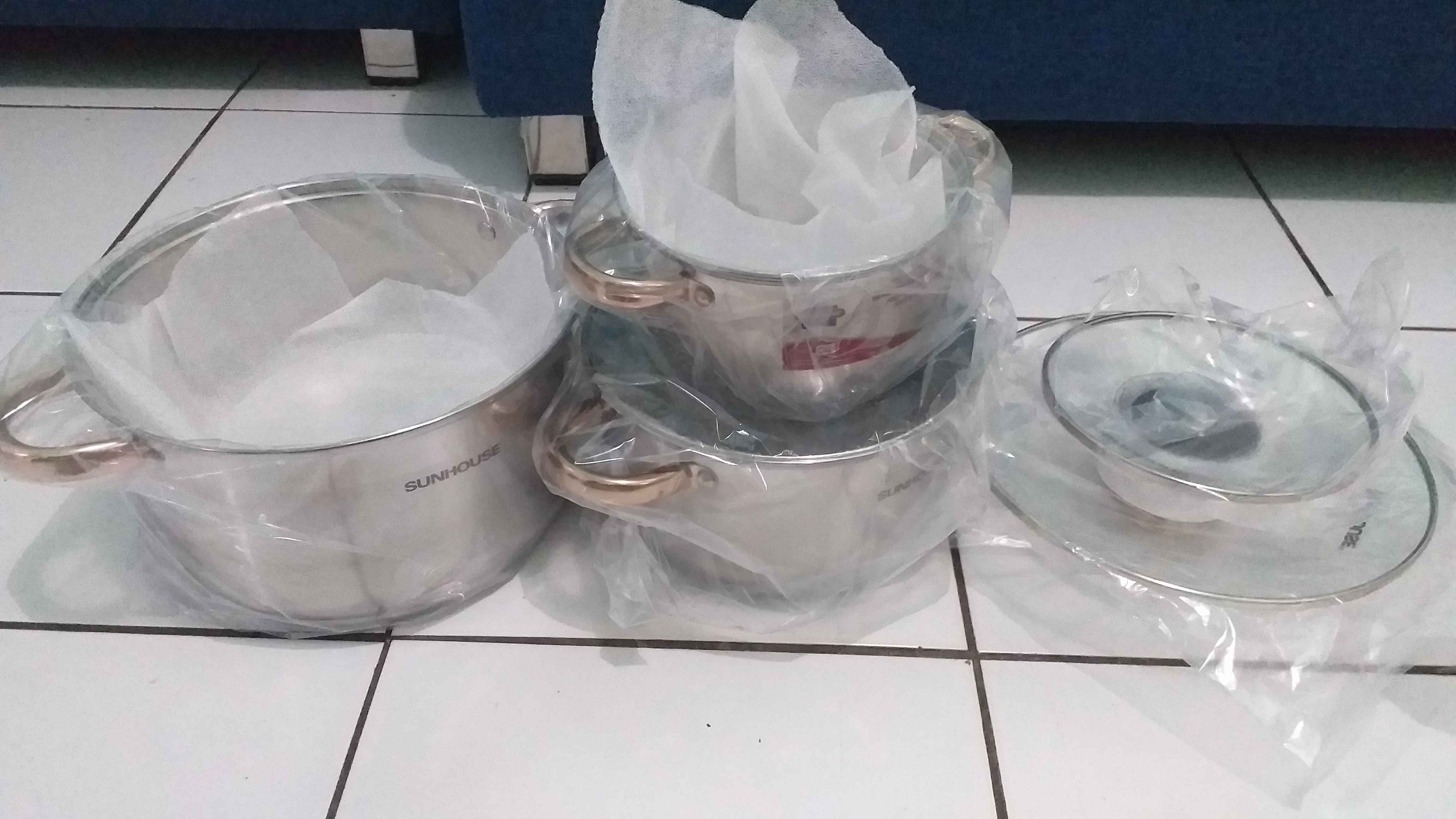 Panci Set Stainless Steel Tutup Kaca Sunhouse 3 Ukuran Sh781