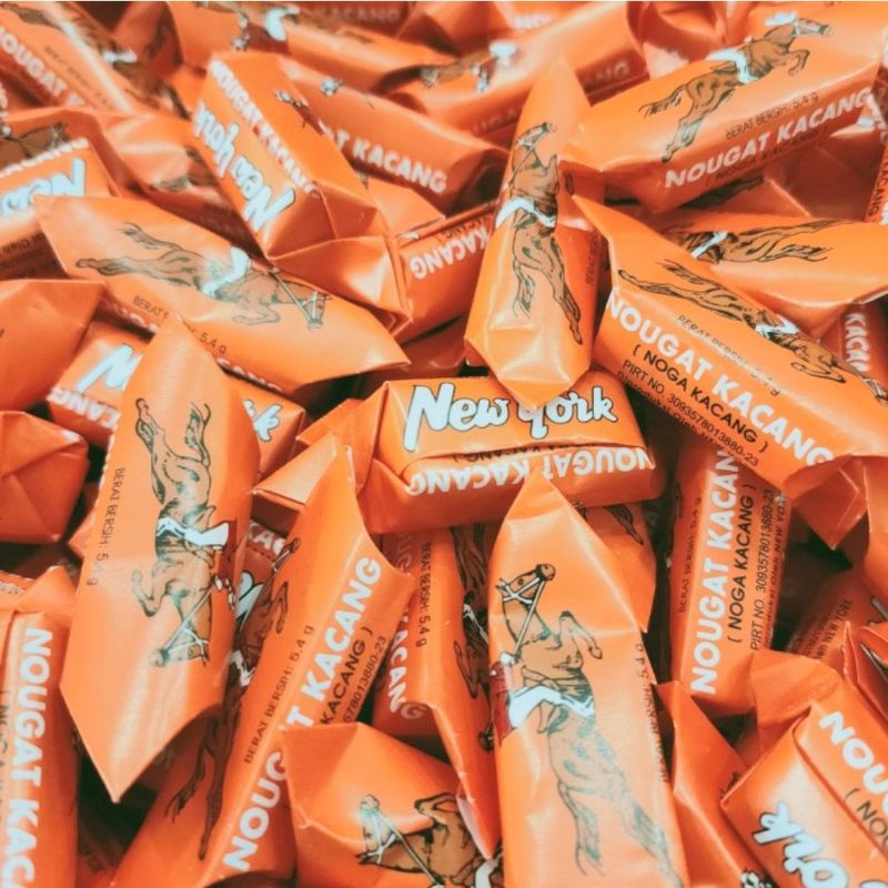 

Permen kacang cap kuda liar