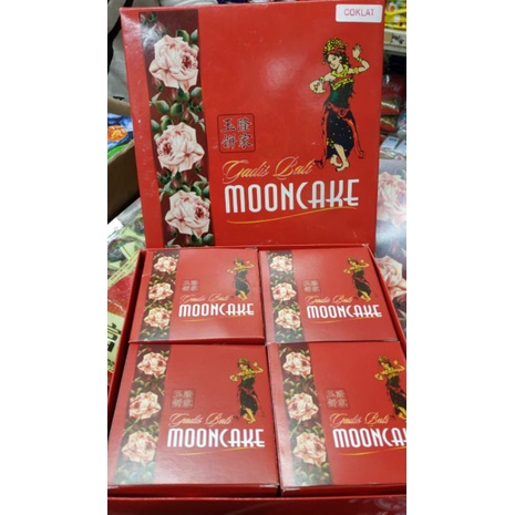 Pia Gadis Bali Mooncake