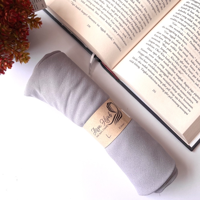 KHIMAR SYARI SEGI EMPAT INSTAN JUMBO BOLAK BALIK-silver