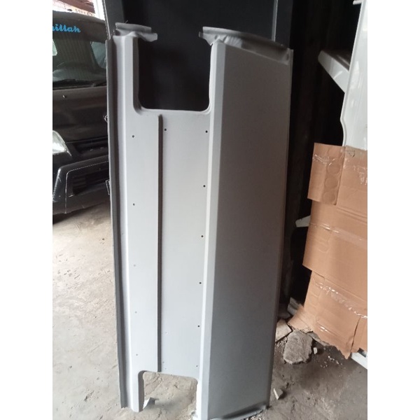 kedok panel depan Mitsubishi l300 asli original