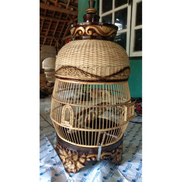 Sangkar burung perkutut ukir jepara
