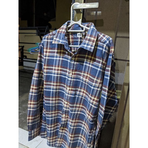 Flannel Uniqlo biru coklat