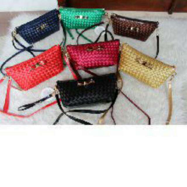 

WB Pita Slempang