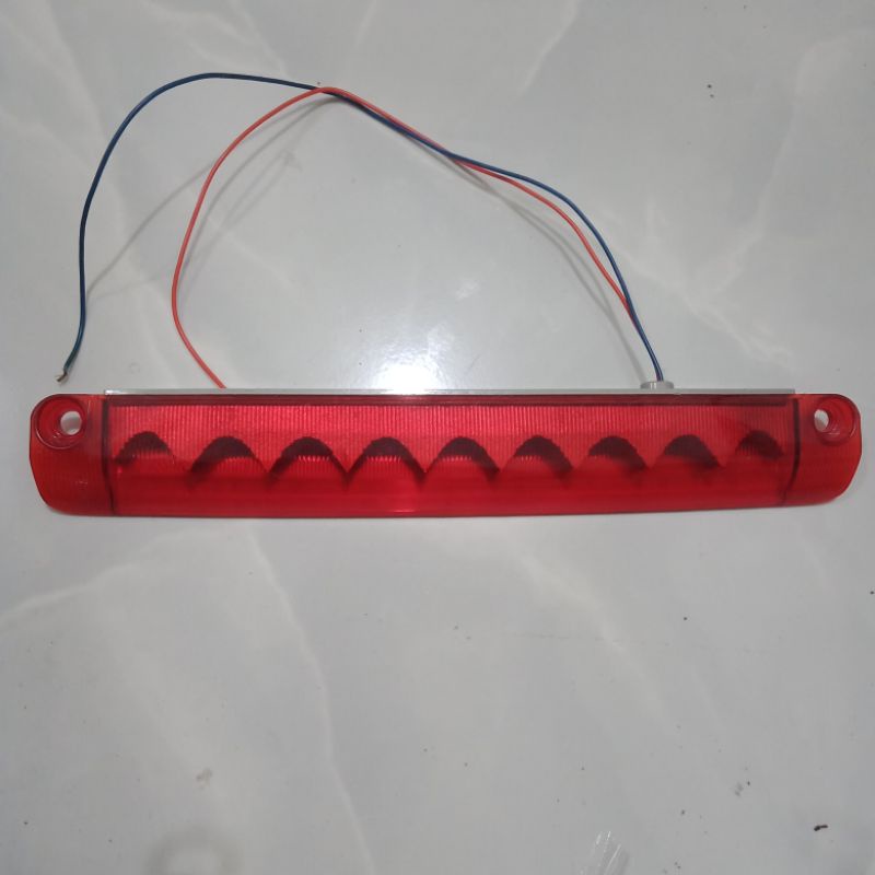 Lampu spoiler innova 2005-2015 ORIGINAL