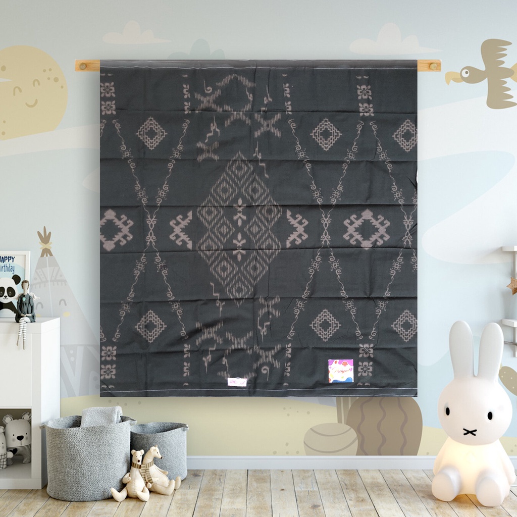 Sarung Tenun Anak Gajah Beduk Royal Kembang