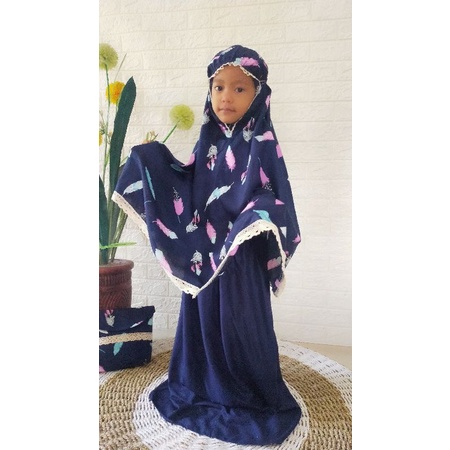 MUKENA ANAK KATUN RAYON MOTIF BULU AYAM USIA 2,5 - 7 TAHUN( SIZE M - SIZE XL)