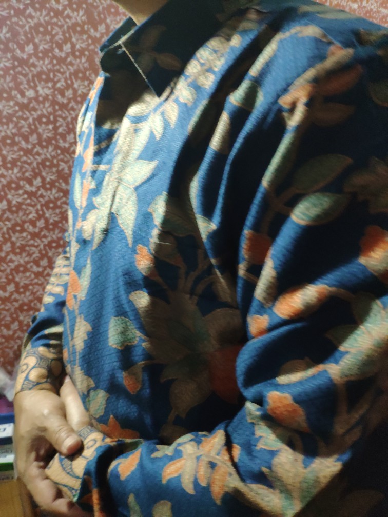 Kemeja Batik Dobby Pria Lengan Panjang Parang Premium Warna Biru Krem 724167 Cap 72